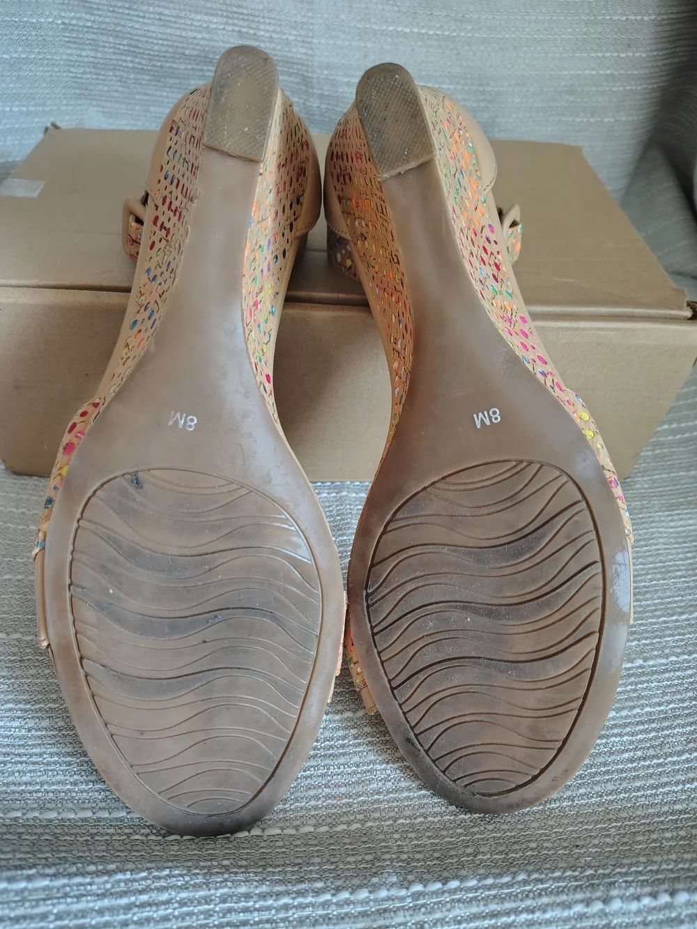 Impo Van Gogh Wedge Sandals Size 8 Nude Champagne Confetti Print Comfort